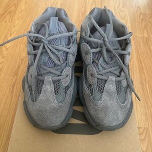 Yeezy 500 Sneakers Gray